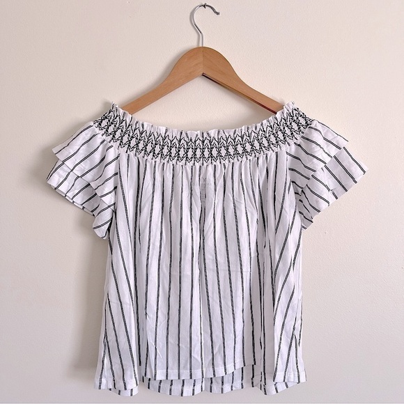 American Eagle off the Shoulder Striped Top - Picture 3 of 6